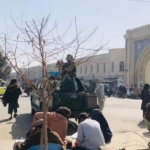 اعتراض باشندگان قندهار در برابر طالبان به علت کشته و زخمی کردن زنان در این ولایت ـ مجله‌ی اورال